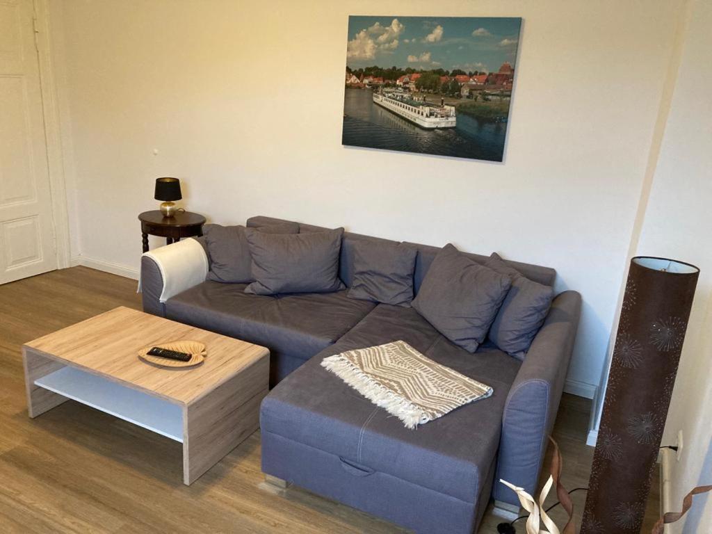 Das Bilderbuchcafe - Ferien - Apartment No 3 - Markt 7 Havelberg Exteriör bild