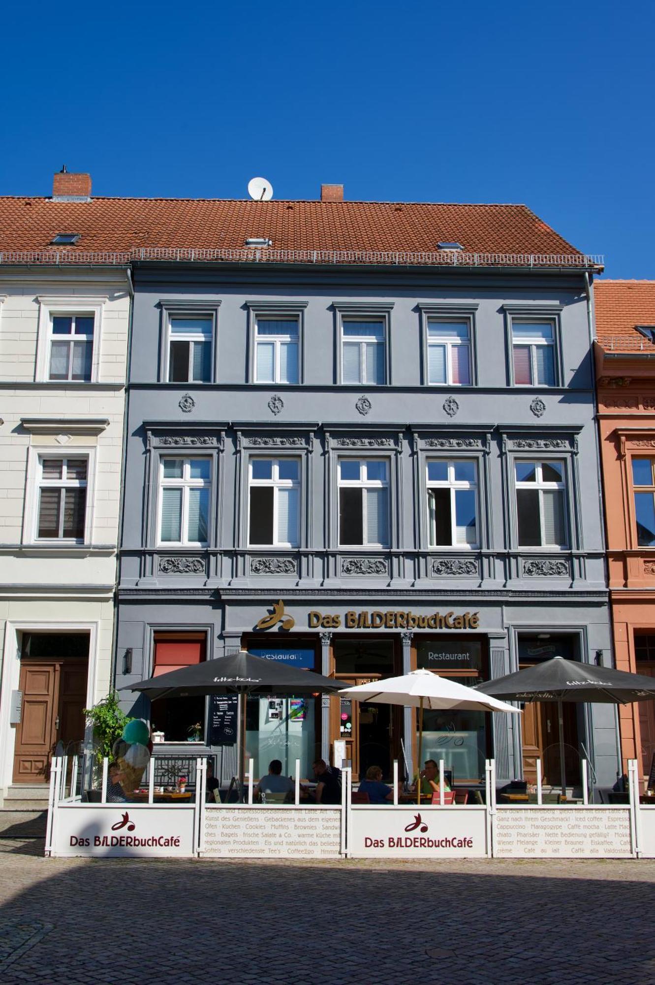 Das Bilderbuchcafe - Ferien - Apartment No 3 - Markt 7 Havelberg Exteriör bild