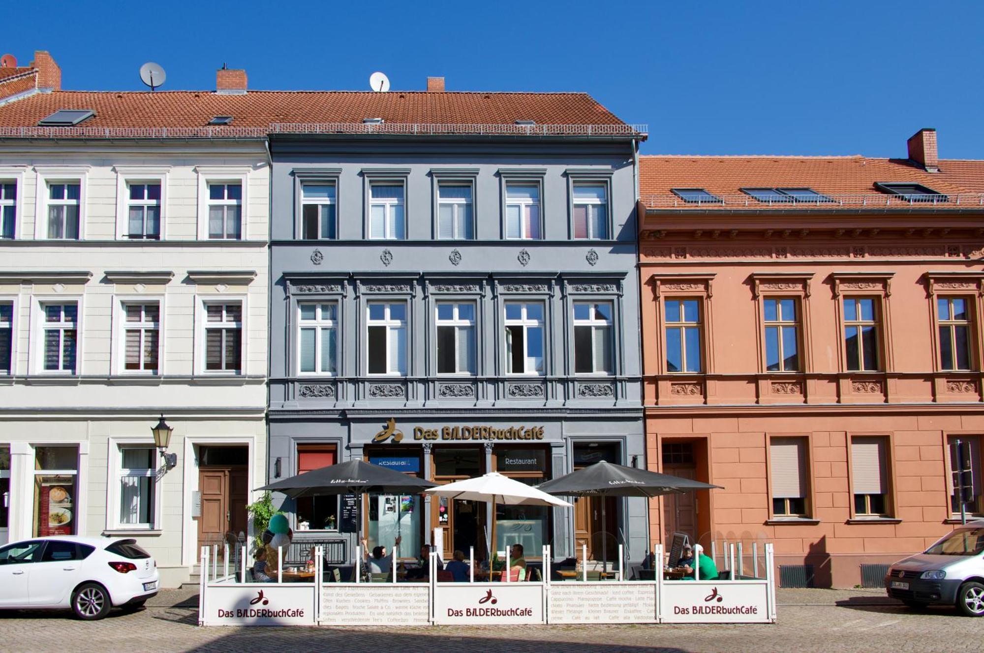 Das Bilderbuchcafe - Ferien - Apartment No 3 - Markt 7 Havelberg Exteriör bild