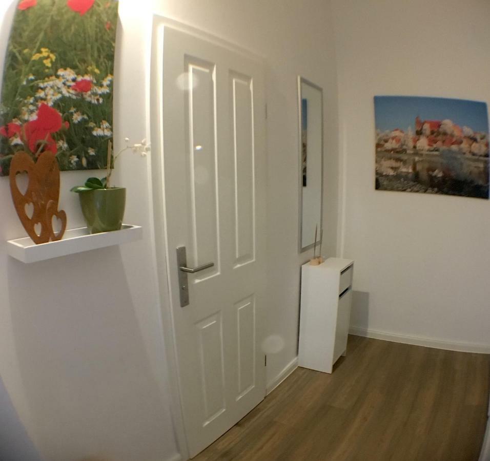 Das Bilderbuchcafe - Ferien - Apartment No 3 - Markt 7 Havelberg Exteriör bild