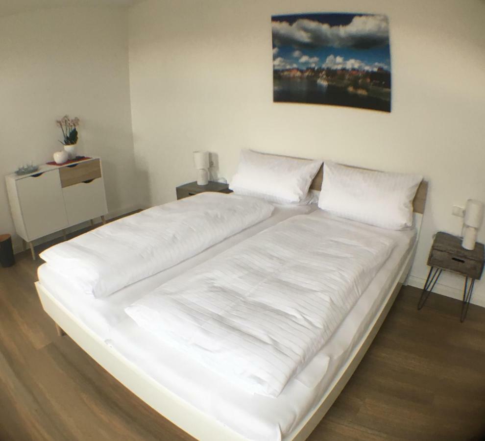 Das Bilderbuchcafe - Ferien - Apartment No 3 - Markt 7 Havelberg Exteriör bild