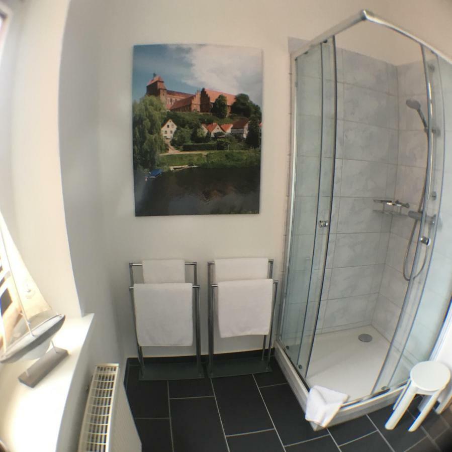 Das Bilderbuchcafe - Ferien - Apartment No 3 - Markt 7 Havelberg Exteriör bild